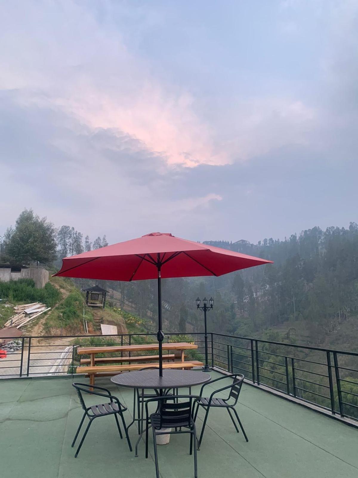 Hotel Nature Bromo And Resort Pasuruan Exterior photo